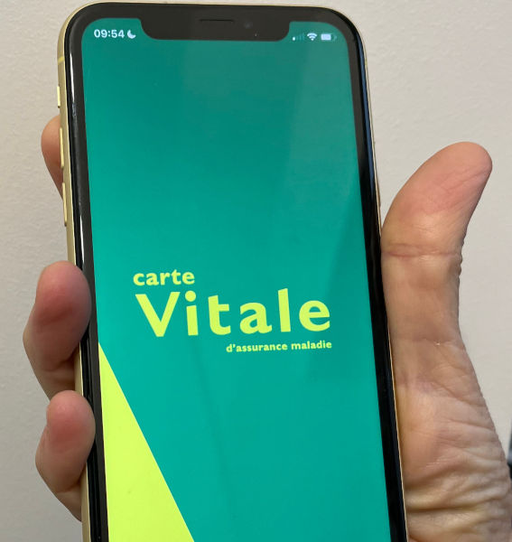 Install the carte Vitale app on your smart phone