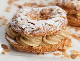 Which French dessert is shaped like a bicycle wheel?